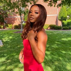 Meet your Posher, Janay